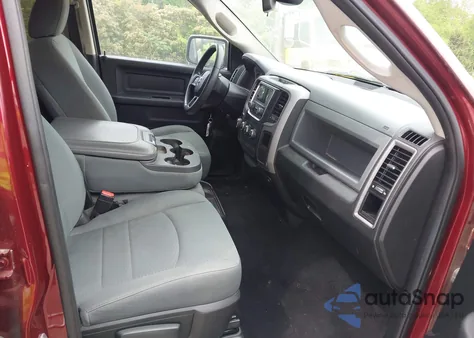 2016 Ram 1500 Express z USA, uszkodzony, nr VIN 3C6RR7KT1GG293546